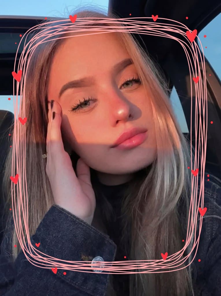 Оформите свои фотографии в стильные рамки онлайн бесплатно