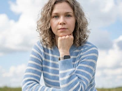 Портрет в облаках: генерация изображений с облаками с помощью нейросети