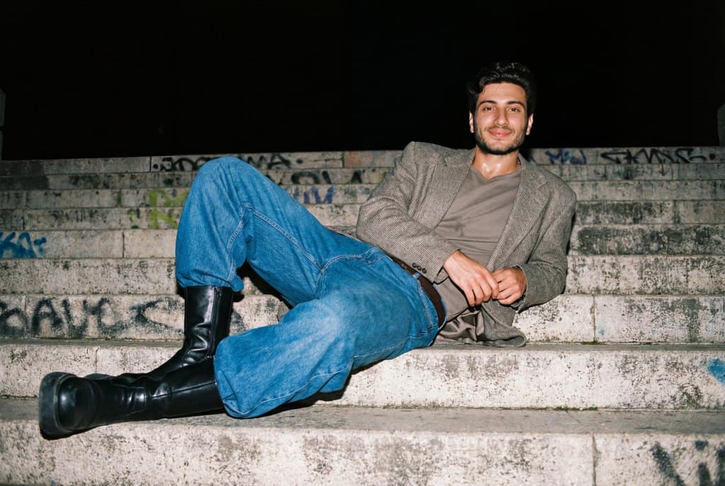 Фотосессия на лестнице в уникальном стиле