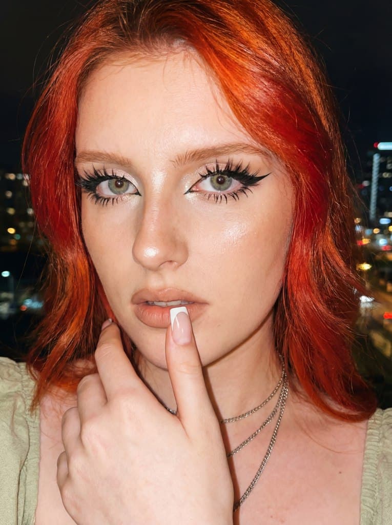 Фотосессия в уникальном стиле с нейросетью