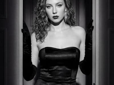 Фотосессия в стиле Моники Белуччи: создайте образ с помощью нейросети