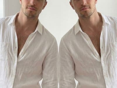 Фото как зеркало: зеркальное отражение и инверсия онлайн с нейросетью